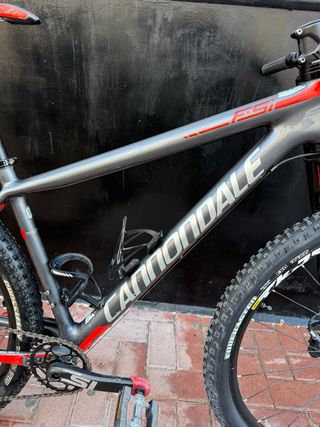 Bicicleta de Montaña Cannondale
talla M