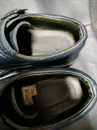 Zapatos Gorila niño piel azul talla 35 con hebilla