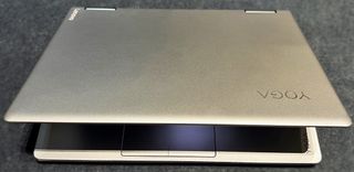 Portátil Lenovo YOGA 710-14ISK Plata