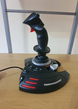 Joystick Thrustmaster T.Flight Stick X (PC e PS3)