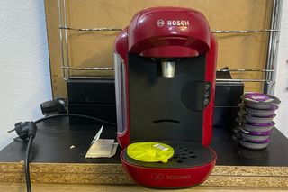 Cafetera Bosch Tassimo Roja