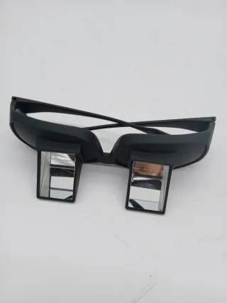 Gafas con prismas para leer en cama