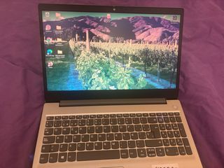 Lenovo IdeaPad Gris