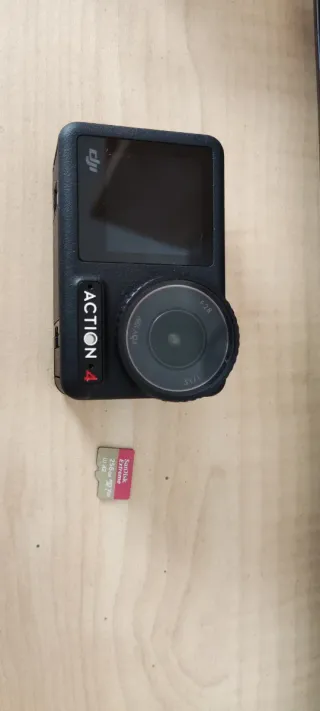 DJI Osmo Action 4 Adventure Combo + 256gb micro-sd
