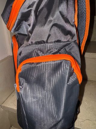 Mochila Basic Fit Gris y Naranja Nueva