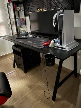 Escritorio Gamer Negro con Cajonera