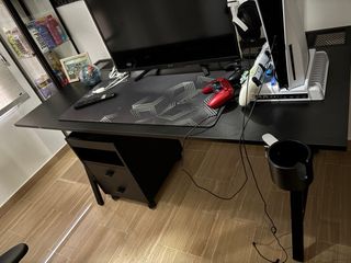 Escritorio Gamer Negro con Cajonera