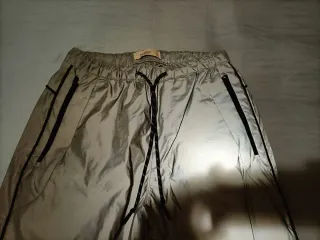 Pantalones Pull&Bear plateados