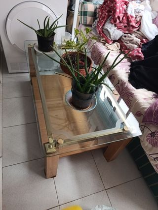 Mesa de centro cristal y madera