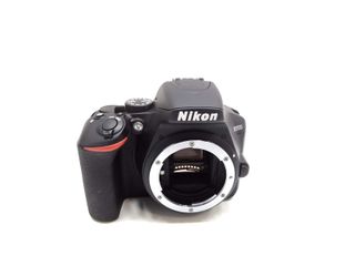E47706-0 Camara Digital Reflex Nikon D3500