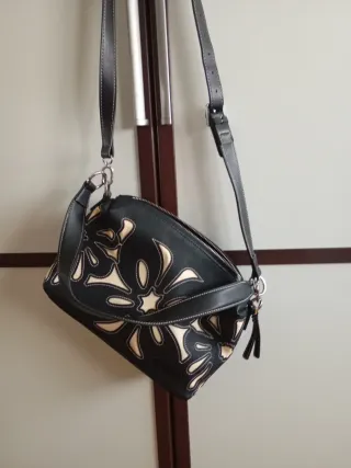 Bolso Desigual Mujer Negro y Beige