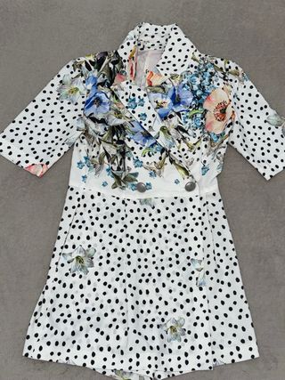 Mono Corto floral y lunares