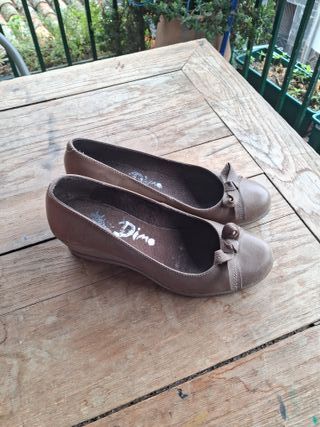 Zapatos cuña mujer beige/marrón