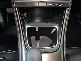 Lexus LBX 1.5 136cv HEV Elegant+ Black