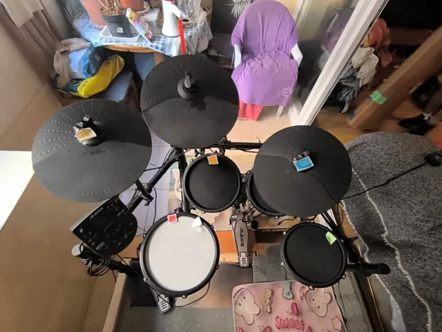 Batería Electrónica Alesis Nitro Mesh