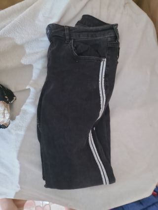 Abbigliamento D3 per donna e bambino @s chiedi la taglia