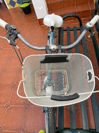 Bici paseo azul casi sin uso