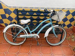 Bici paseo azul casi sin uso