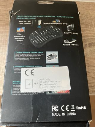 Mini teclado inalámbrico con touchpad