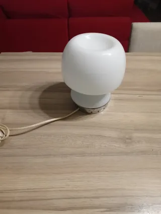 Lampada da comodino in vetro e metallo