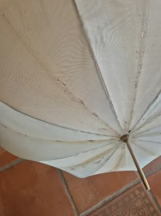 Paraguas vintage bambú y gris