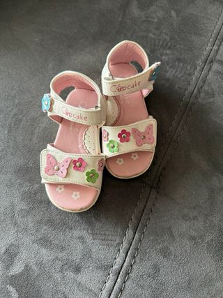 Lote Zapatillas, Botas y Sandalias Niña/Bebe.