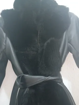 Chaqueta Pelo y Cuero Negra
