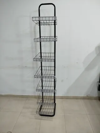 Expositor metálico negro 6 niveles