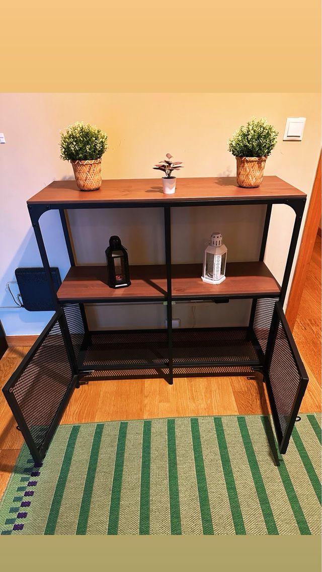 Móvel industrial metal e madeira