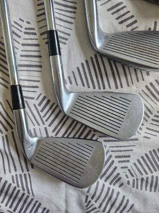 Set Hierros Golf Mizuno y Cleveland