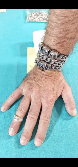 PLATA 925 Anillo de Circonita Brillante y Grabados