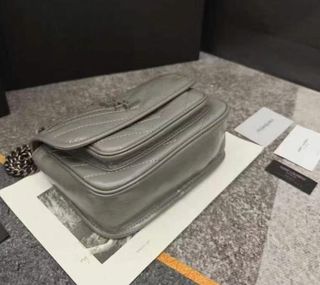 Bolso bandolera Saint Laurent gris