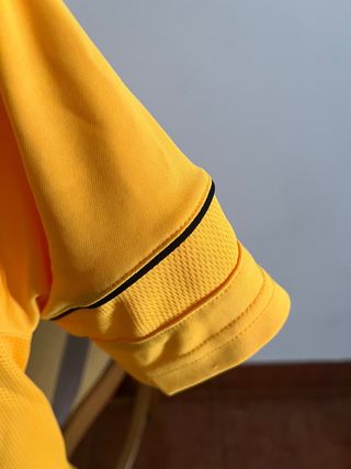 Camiseta Nike Naranja y Amarilla