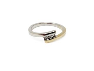 Anillo de Oro Bicolor 18 Kt. 3.1 gr. de segunda ma