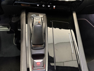 PEUGEOT 508 HYBRID ENCHUFABLE GT LINE E-EAT8