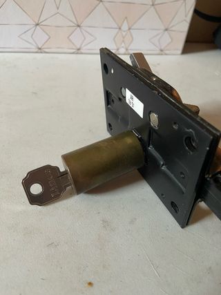 Cerrojo  de seguridad Lince Cobre con Tornillos 