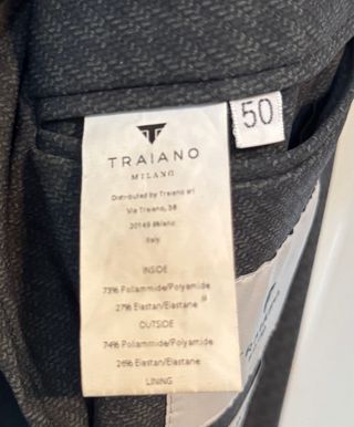 abito spezzato tessuto tecnico Milano Traiano