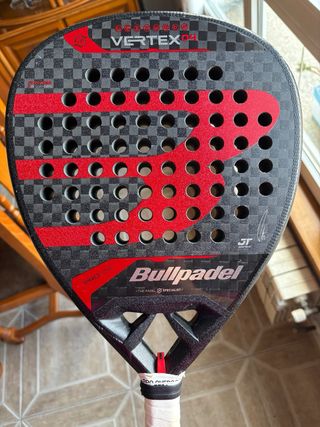 Pala Bullpadel Vertex 04