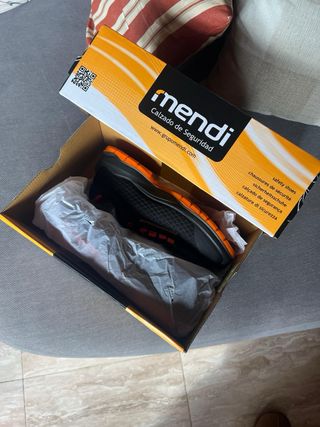 Botas de seguridad Mendi Talla 38 Nuevas