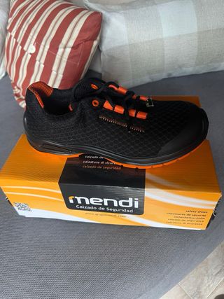 Botas de seguridad Mendi Talla 38 Nuevas