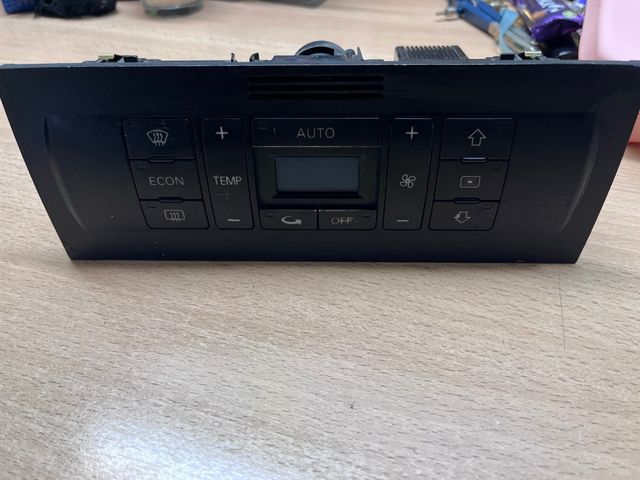 mando climatizador Audi A3 8L