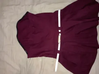 Vestido morado con cinturón