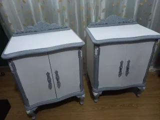Mesitas de noche madera blancas y grises