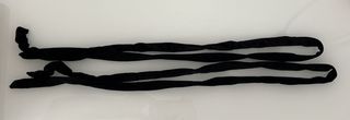 Tacones de terciopelo negros