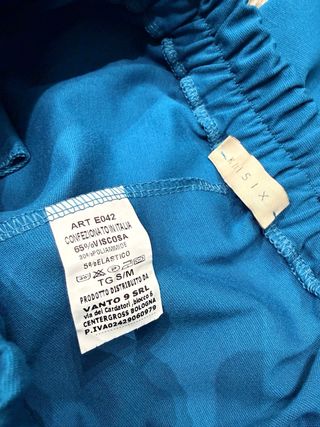 Conjunto floral con plumas - NUEVO - S/M