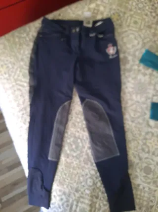Pantalón deportivo azul y gris