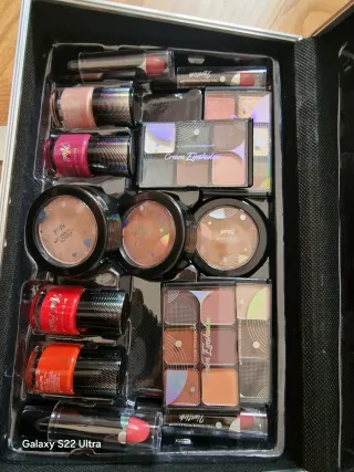Maletín de maquillaje profesional