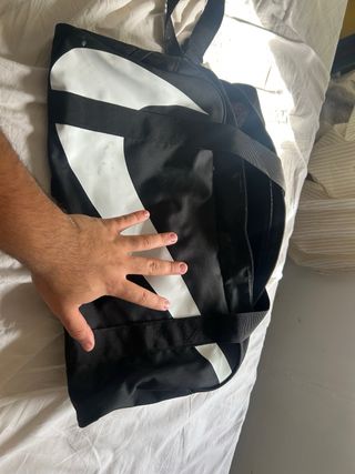 Maleta de mano Nike Negra y Blanca