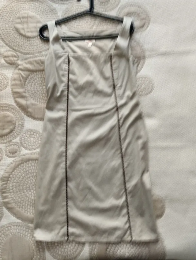 Vestido beige tirantes