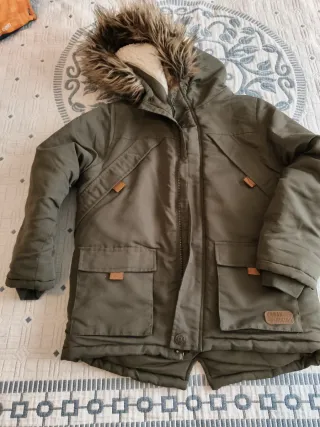 Chaqueta niño 10 años verde con capucha